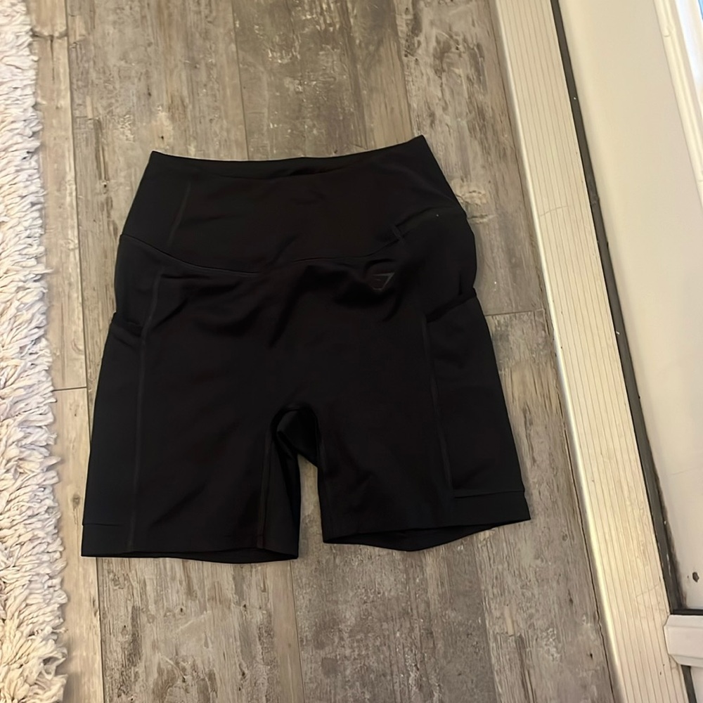 gymshark pocket shorts